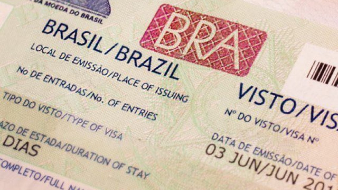 Pedido de entrada no Brasil cresce 42% com visto eletrônico